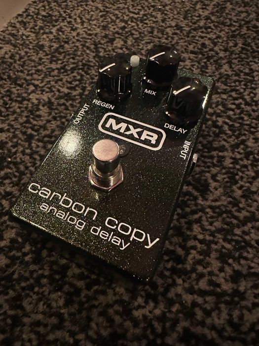 Продавам китарен ефект/педал МХР Карбон копи дилей