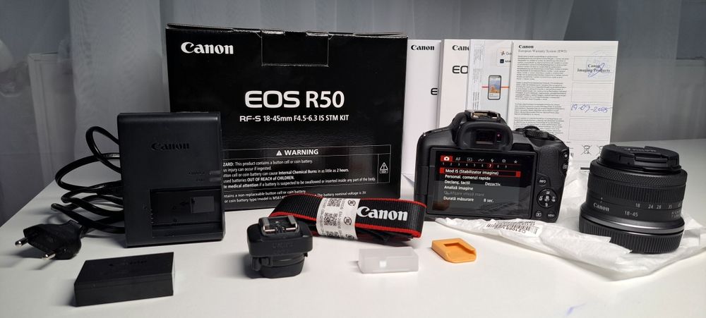 Mirorless Canon R50 nou, la cutie, garantie 2 ani.