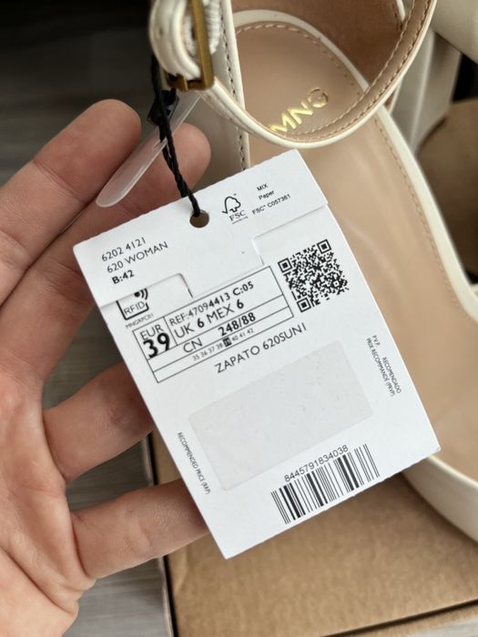 Нови дамски сандали с широк ток MANGO