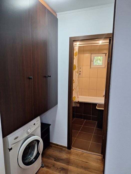 Inchiriez apartament cu 2 camere