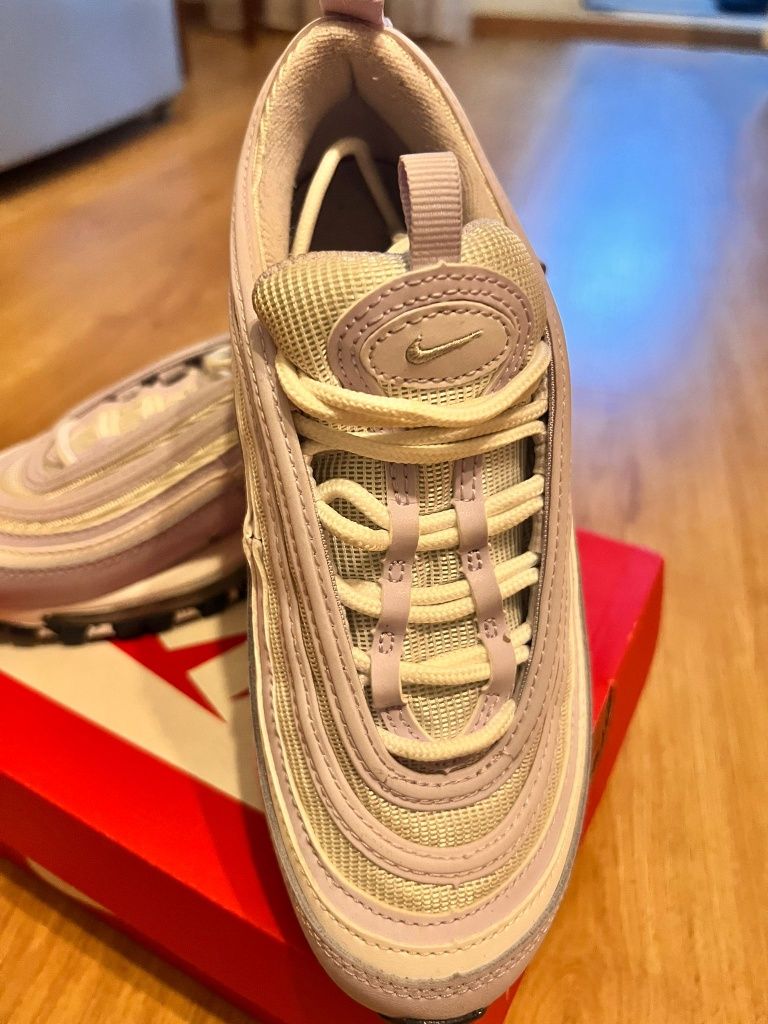 Adidasi / Pantofi sport femei Nike