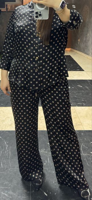 Продам костюм, премиальный бренд Турций 48-52 рр