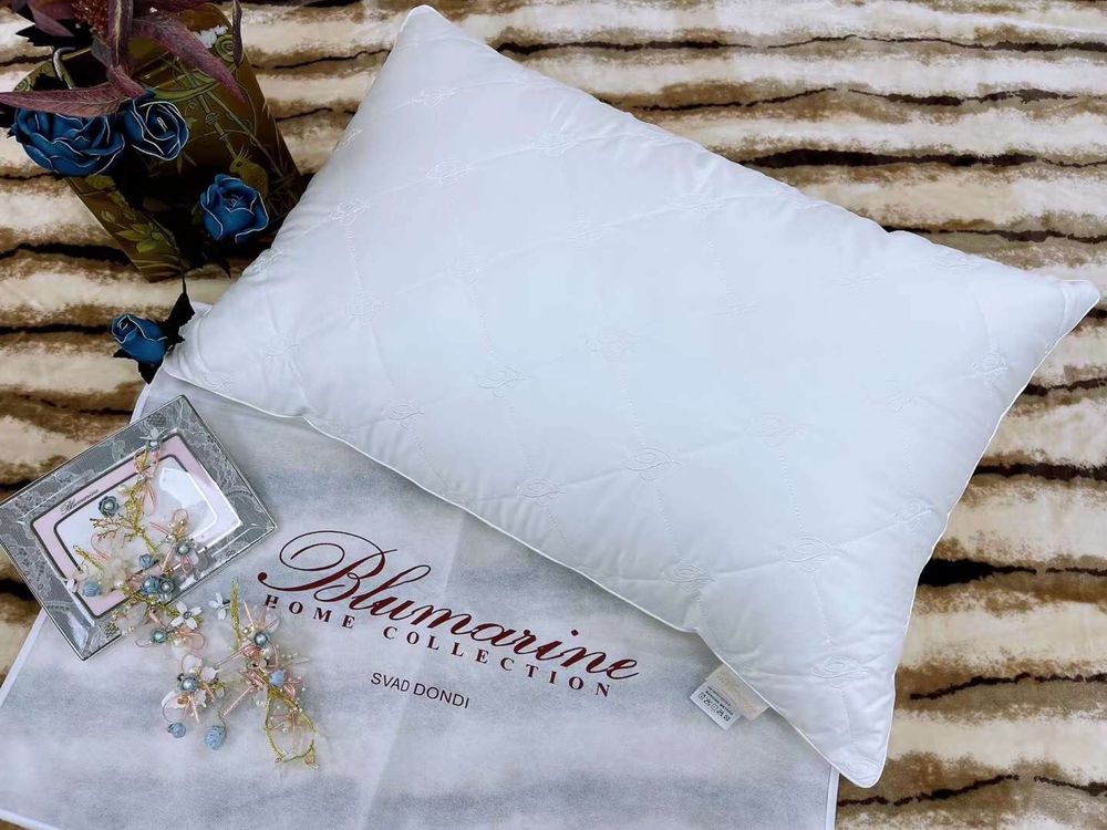 Подушка для сна Blumarine