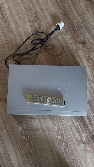 Daewoo DVD плейър DVG-8500N + дистанционно
