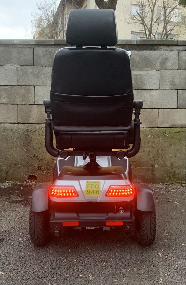 Scuter electric Ventura X pentru persoanele cu dizabilitati/varstnici