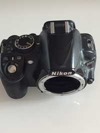 Aparat foto Nikon 3100