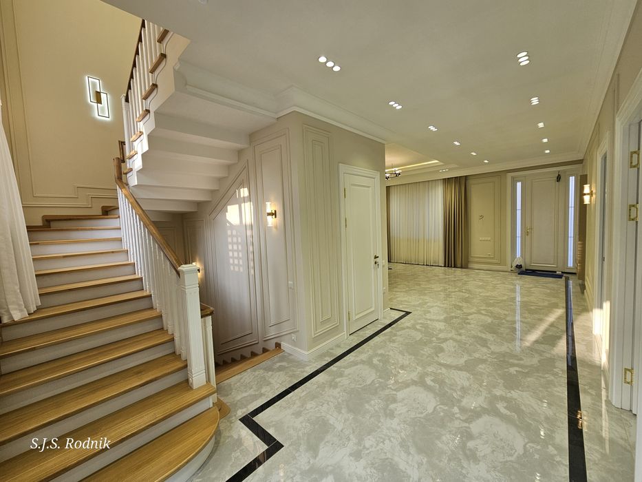 Максим Горький.  Морозова. Академ Городок. 1,7 сот. 5ком.