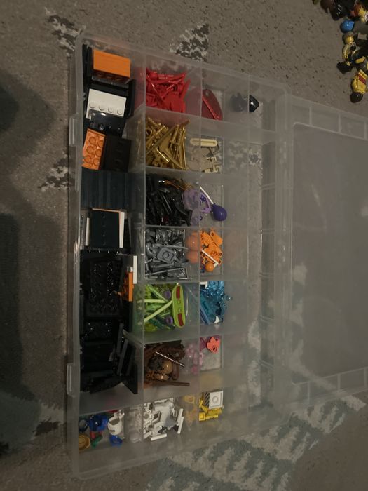 Лего фигурки (идват с аксеоари)