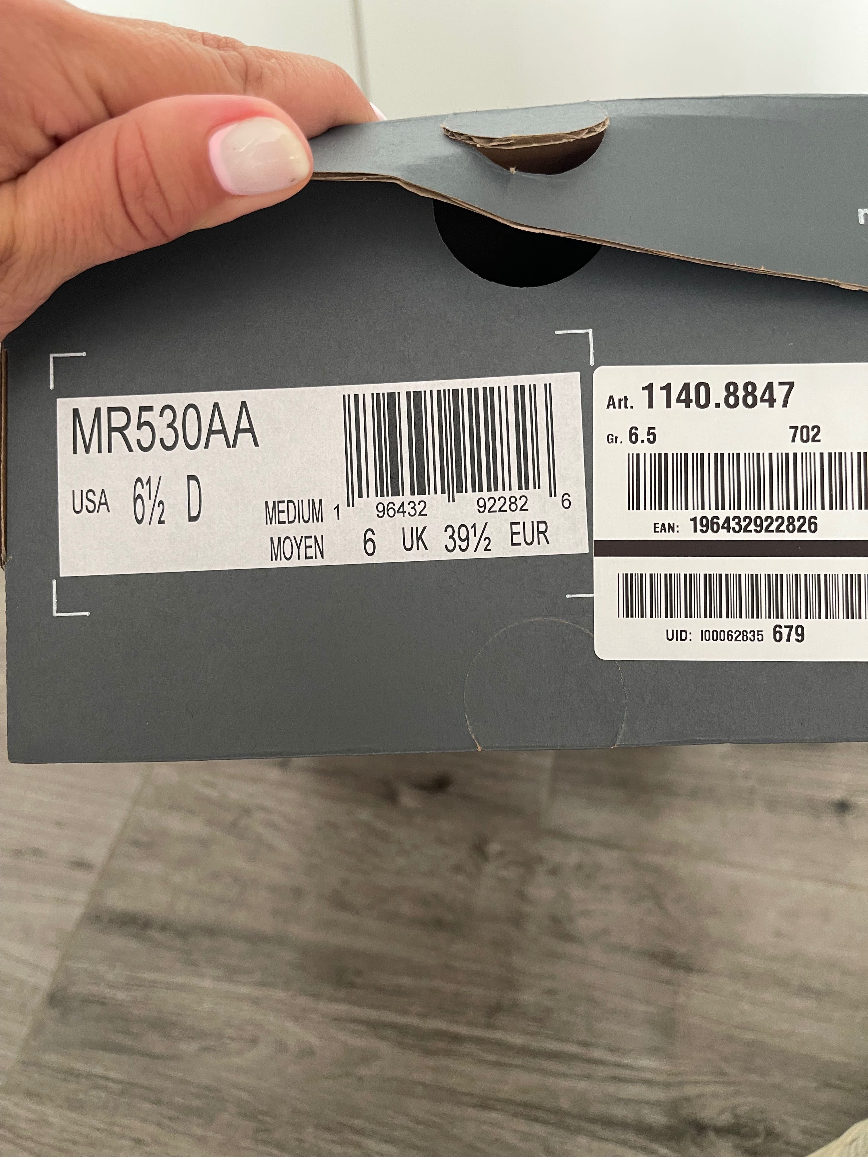 New balance 530 нови, размер 39,5 в бежово