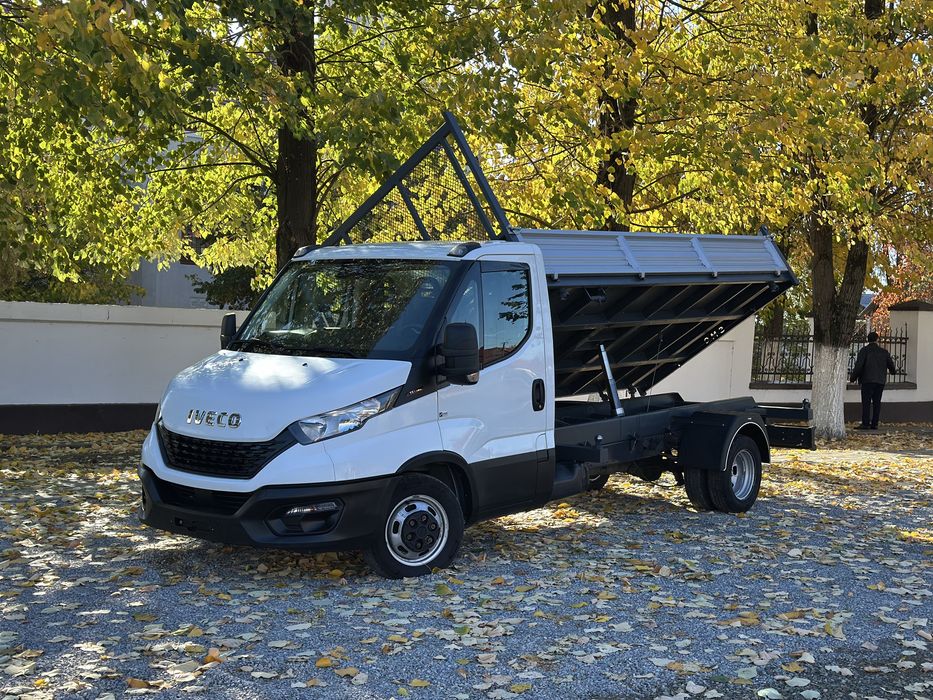 Iveco Daily 35C16 An 2021 - 3.0 Diesel, Basculabil 3 parti cutie,clima