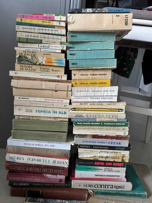 Cărți vechi, non-ficțiune și romane