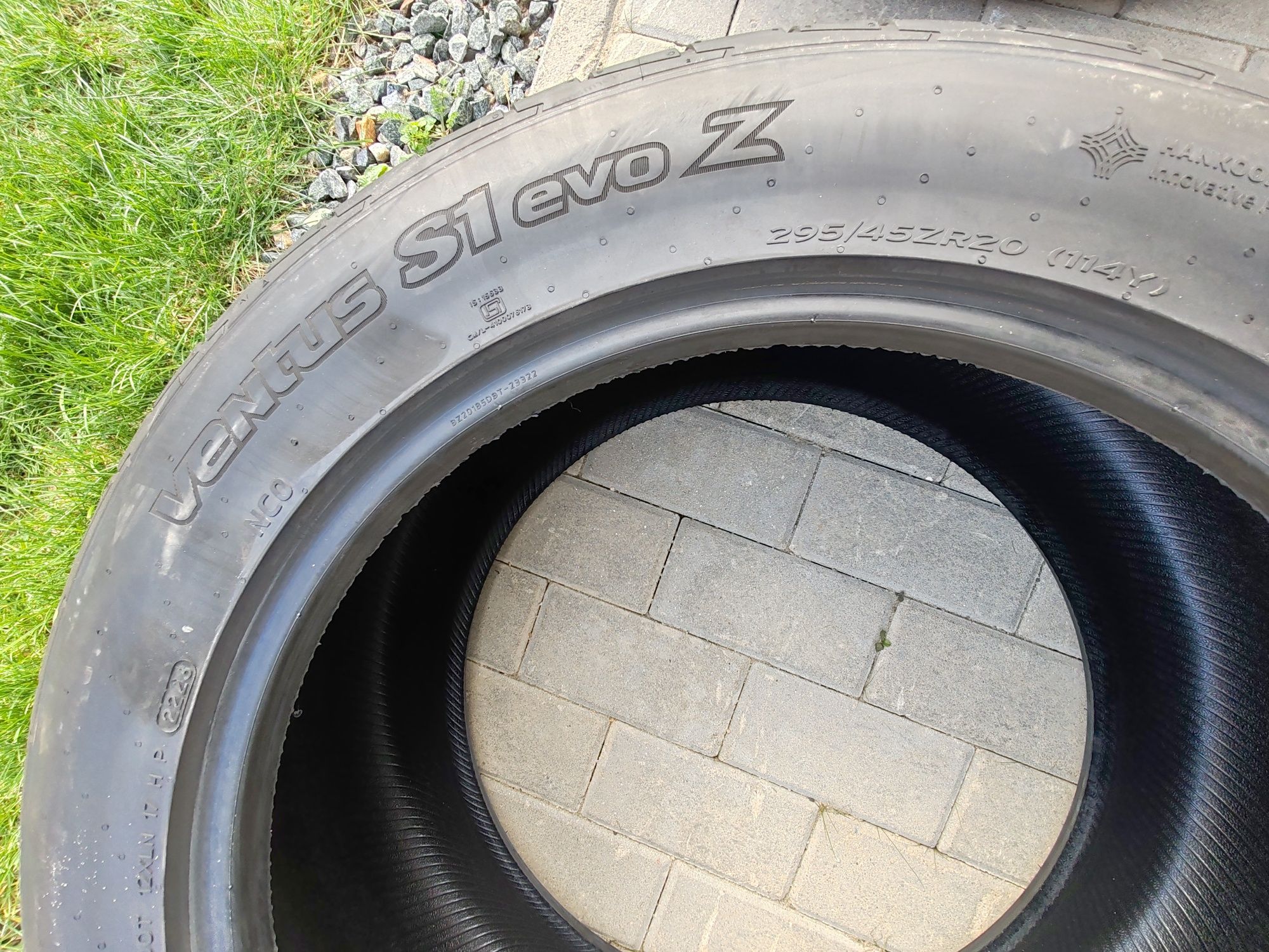 Cauciucuri 255/55zr20 și 295/45zr20 Hankook Ventus S1 evo Z 295/45zr2