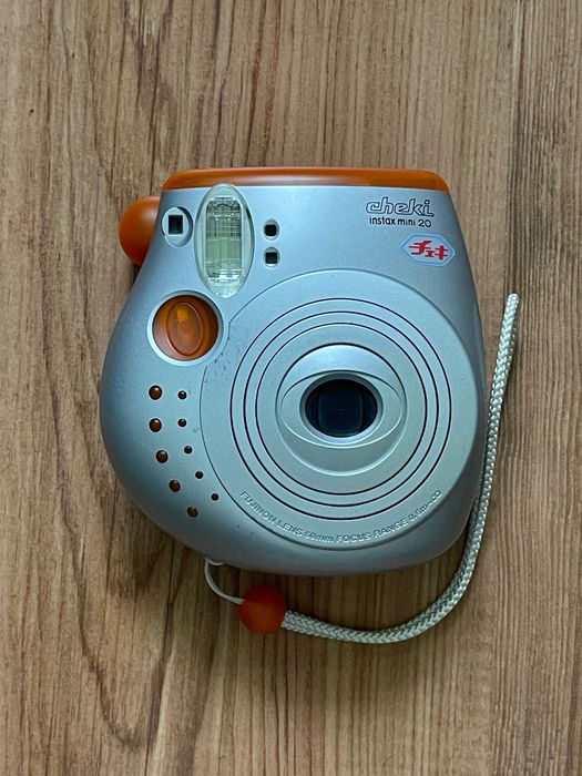 Полароид FUJIFILM cheki instax mini 20
