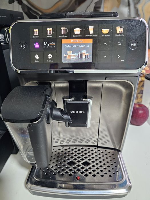 Espressor Phillips seria 5400 LatteGo
