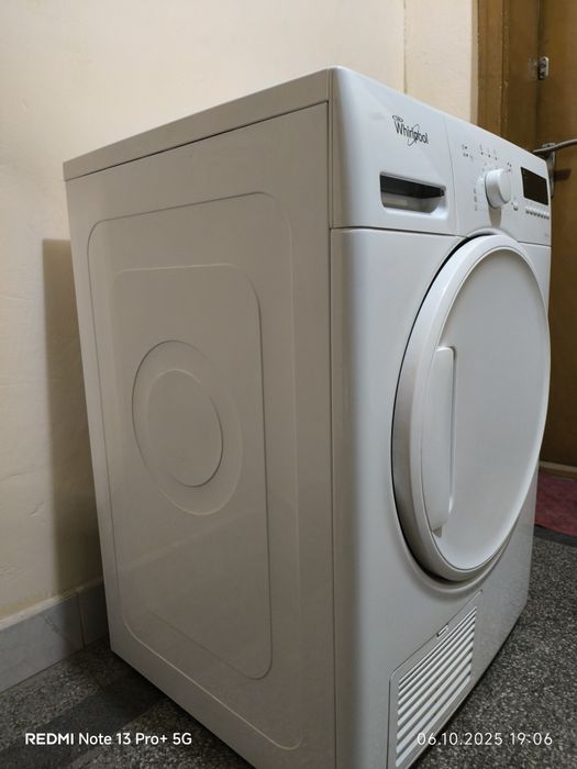 Сушилня за дрехи - термопомпа -Whirlpool HDLX 70310.