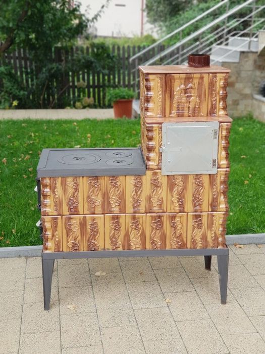 Soba de teracota premontata 4R cu plita mare si cuptor