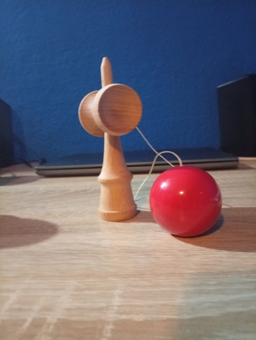 Kendama rosie nefolosita