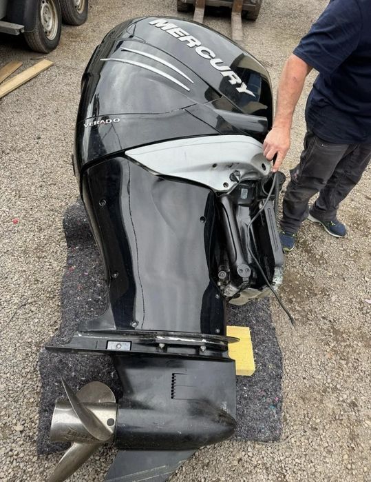 Mercury Verado 250 к.с., 459 часа