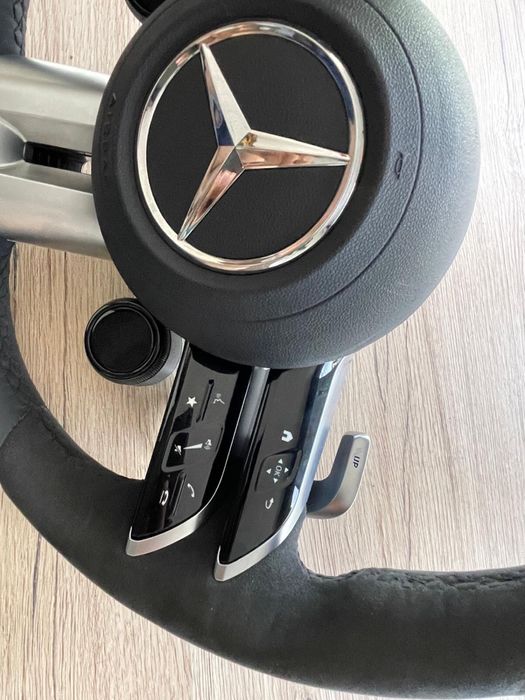 Волан за Мерцедес AMG кожа+алкантара