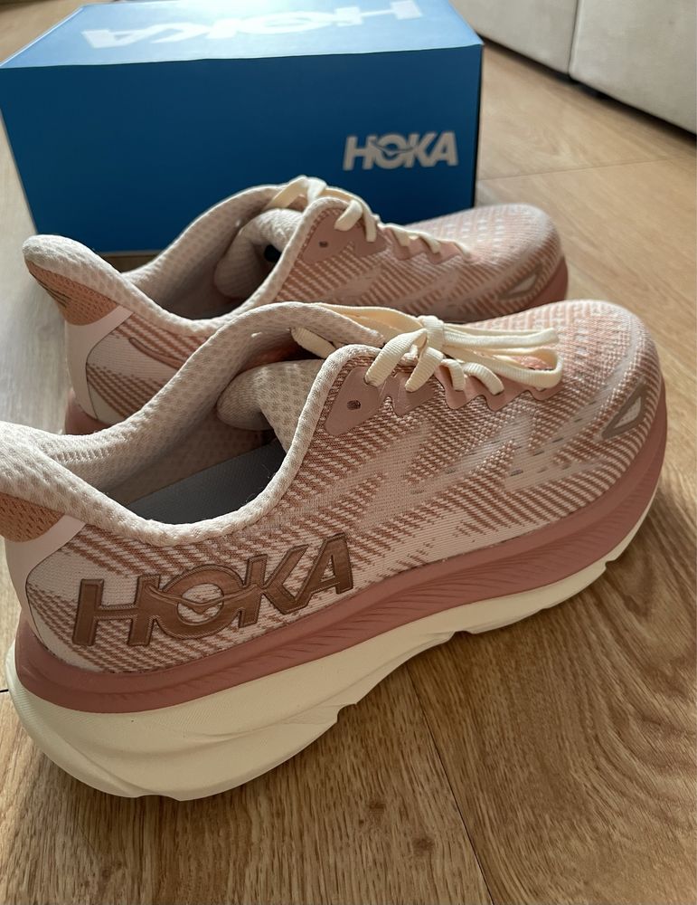 HOKA ciflon 9 обувки за бягане- ЧИСТО НОВИ