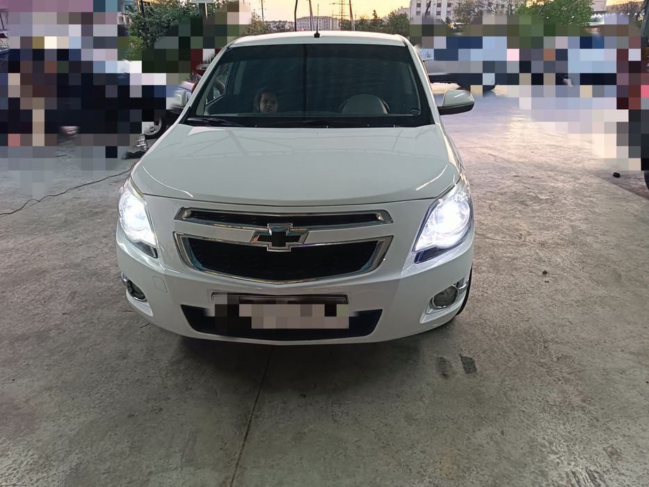 Кобальт 2013 автомат срочно продам