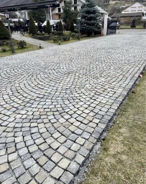 Piatra cubica andezit noua sau veche orice dimensiune oriunde in tara