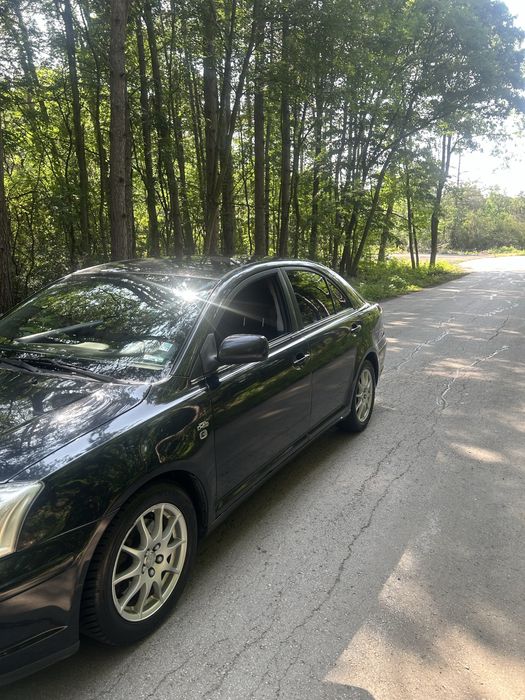 Toyota Avensis 2.0 tdi 116