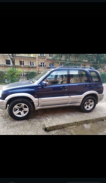 Vând Suzuki Grand Vitara diesel motor Mazda