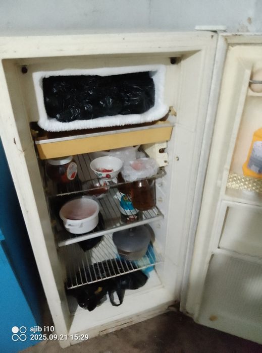Холодильник советский