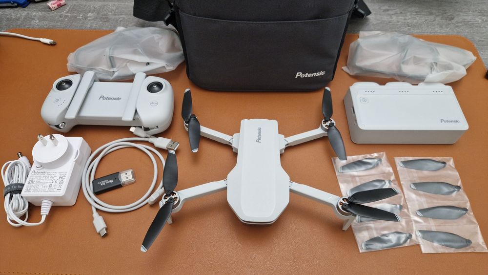 Дрон Potensic Atom в комплектации fly more