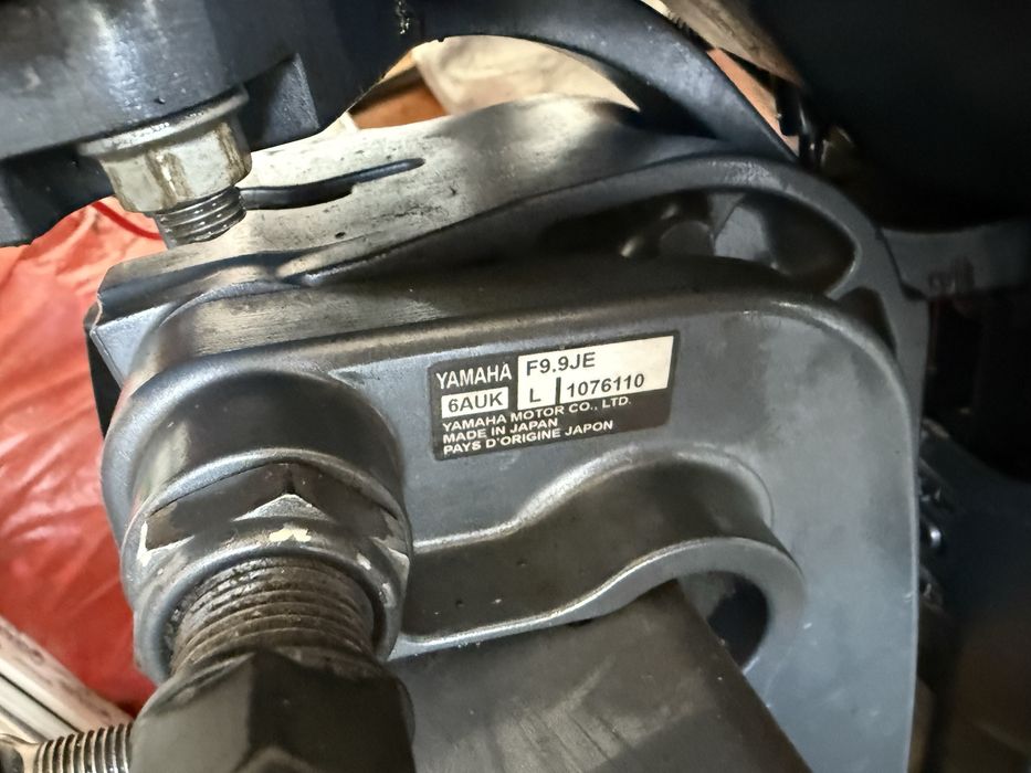 Motor yamaha 9.9