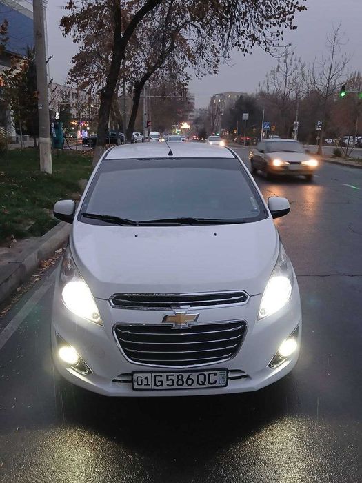 Продам Spark 2015 Автомат коробка