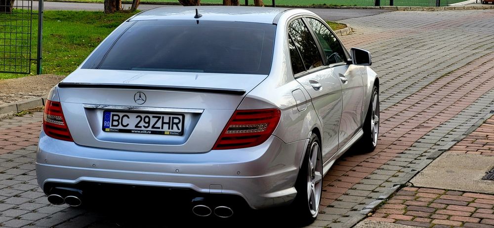Mercedes Benz C Class C220 2.2 Cdi An 2011 170 Cp AMG