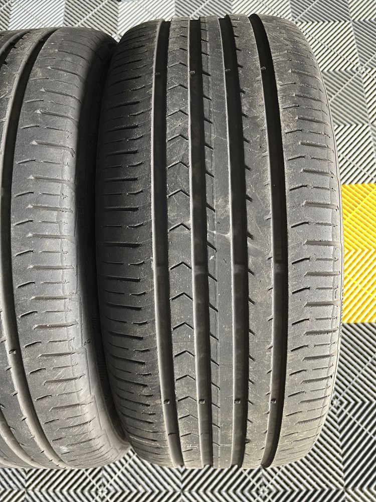 Set 4 anvelope cauciucuri Vara Continental 235/55R17 cu Profil 6mm