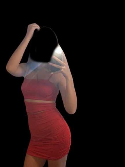 Женска червена рокля