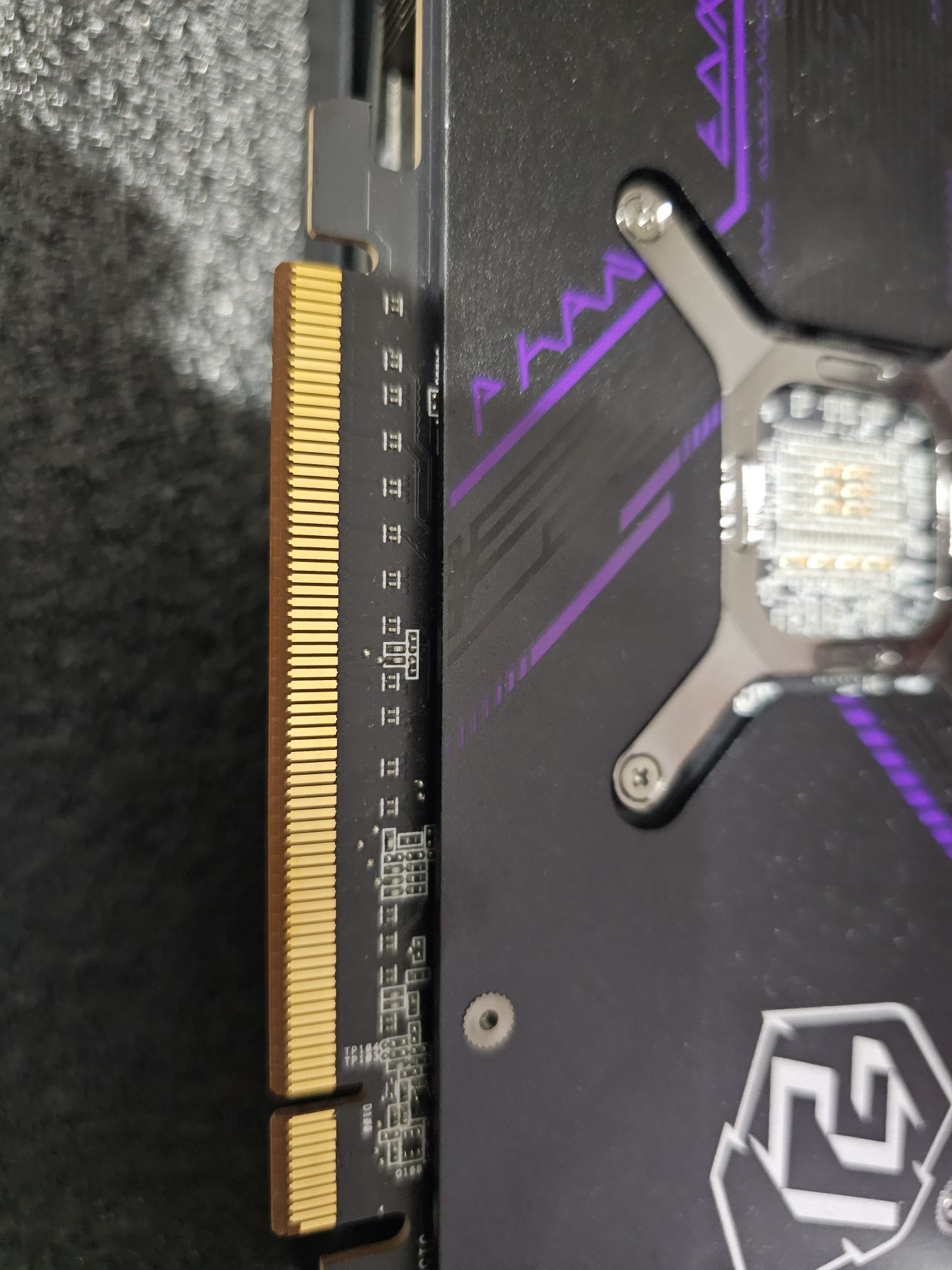 Видеокарта RX 7800 XT