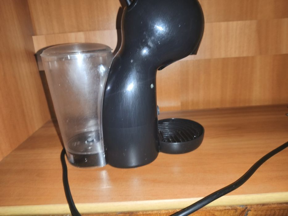 Vând aparat de cafea de la dolce gusto