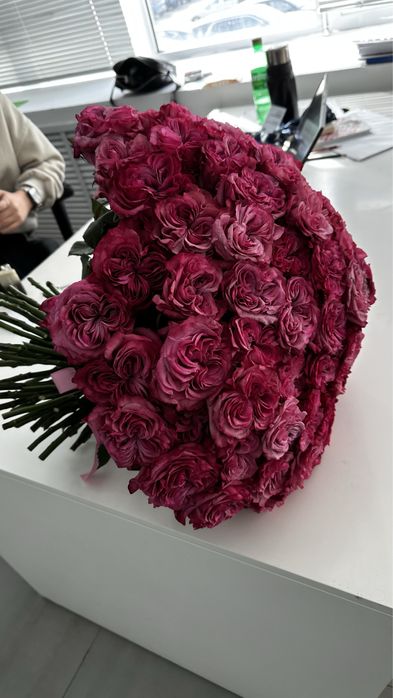 Продаётся букет из роз 101