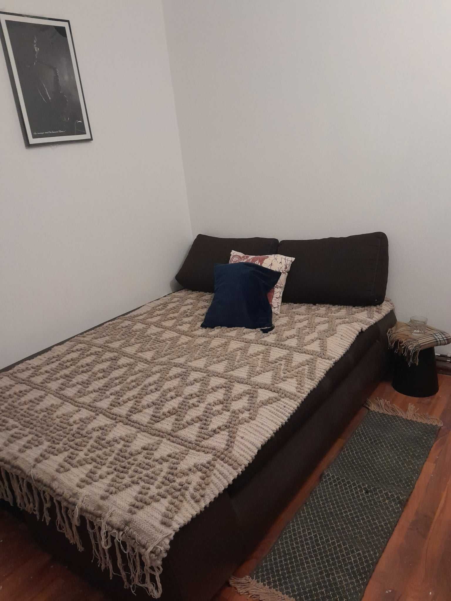 Casă ultracentrală cu spațiu comercial + studio , chiriași stabili !