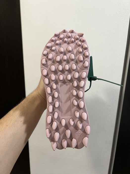 Off-White Odsy 1000 roz