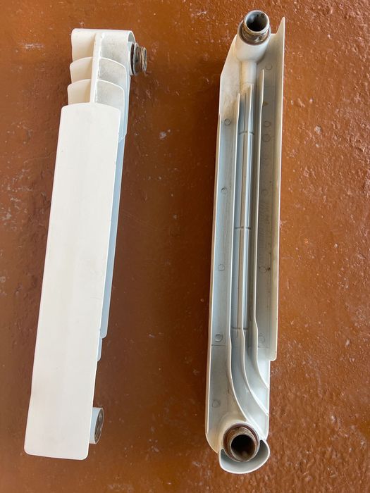 2 секции от батареи новые