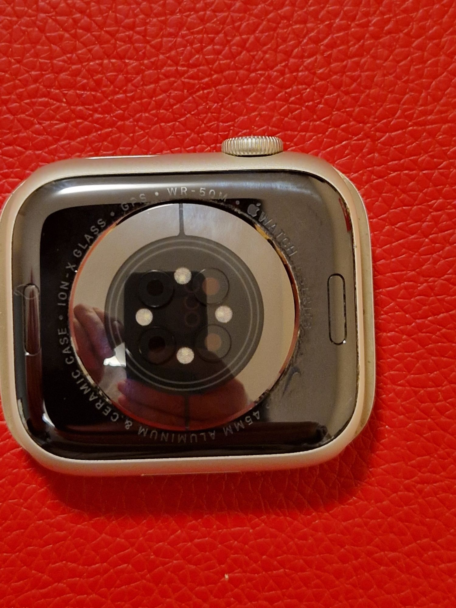 Apple Iwatch 7 45mm nike -дисплей