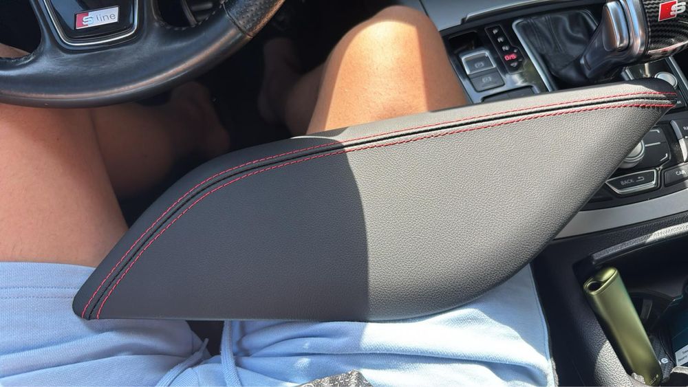 Капаци за централна конзола кожа с червен шев НОВИ !!! AUDI A6 C7/A7