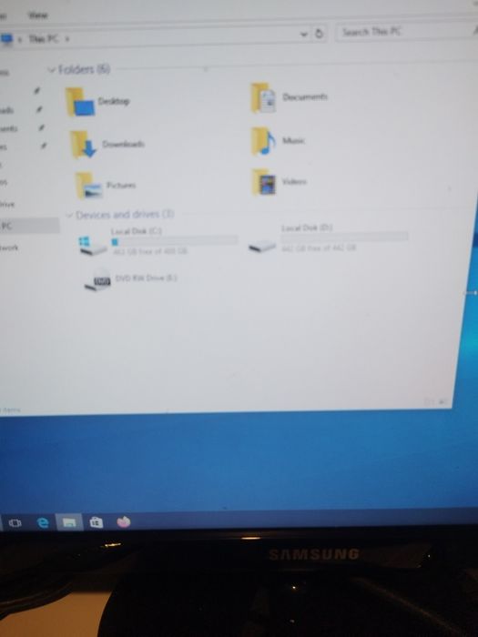 Vand un pc ddr4 cu 8 gb de ramii hard 1 tb