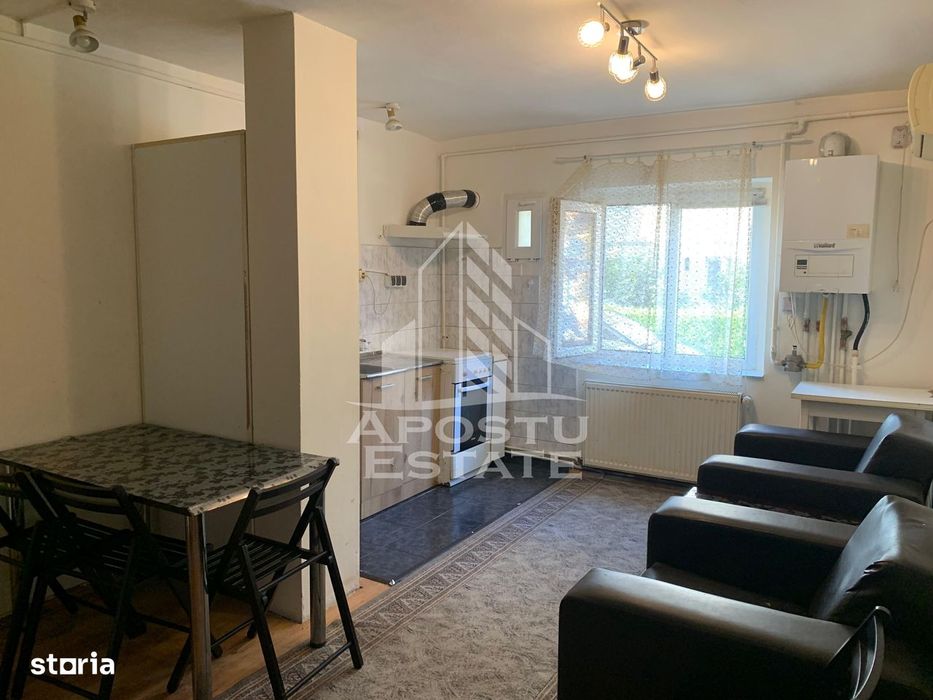 Apartament 3 camere, centrala proprie,zona Timocului-Saguna.