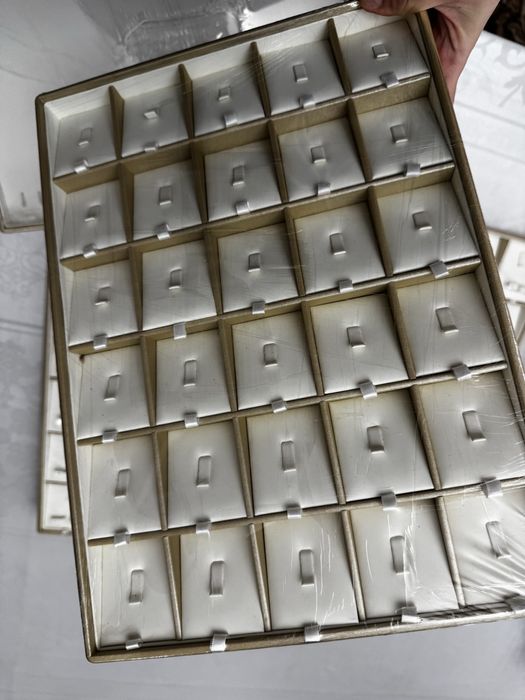 Подставка для ювелирных изделий