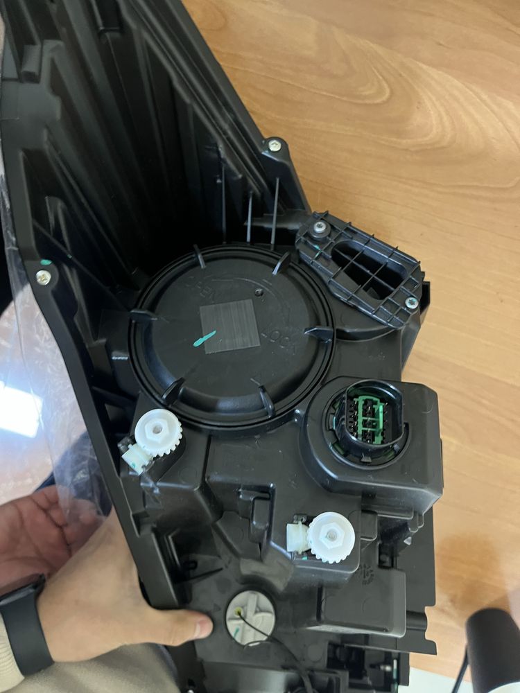 Продается фара Машины Kaiyi X3 Pro правая строна VR
