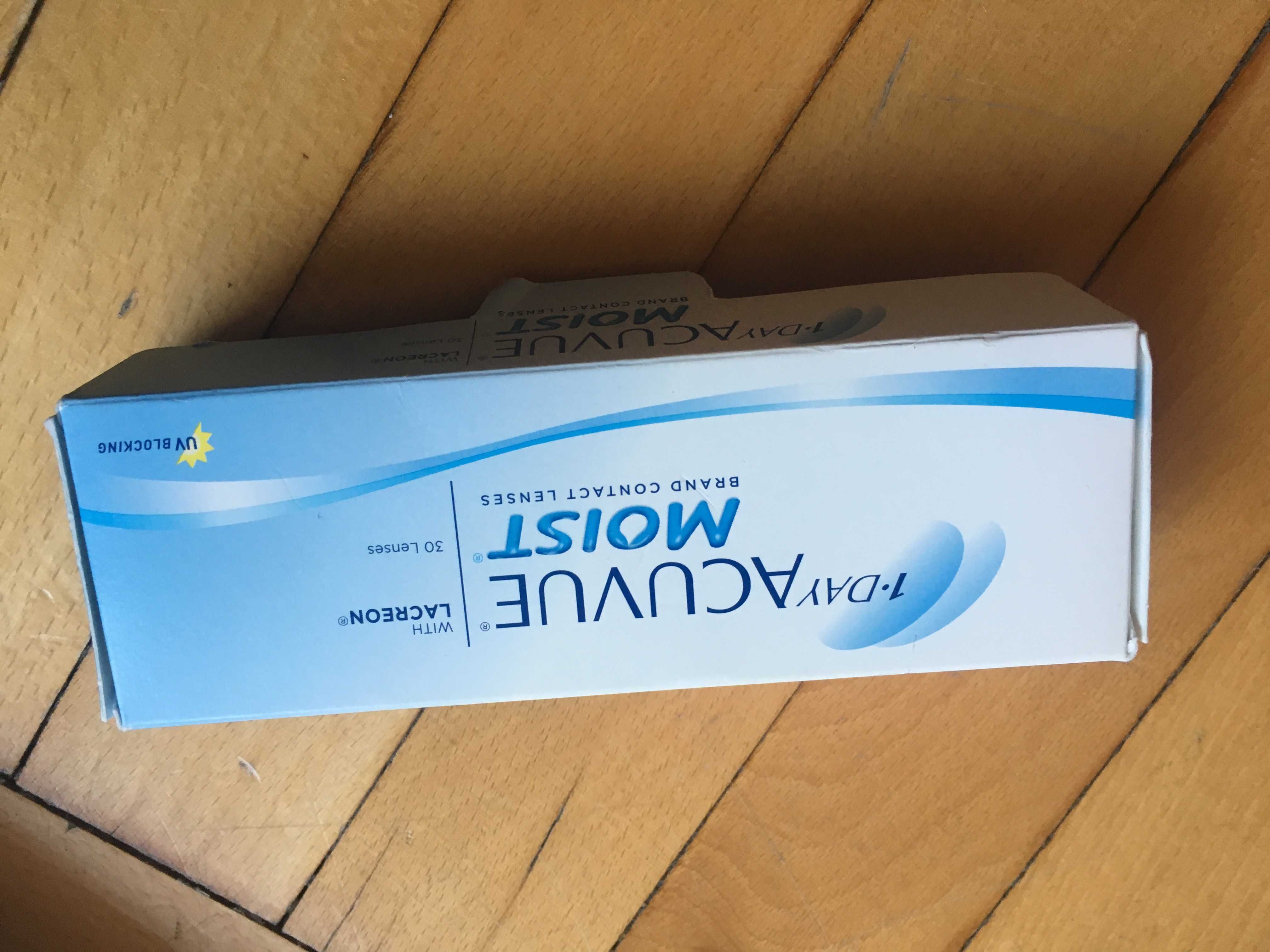 Еднодневни диоптрични лещи ACUVUE MOIST 1-Day