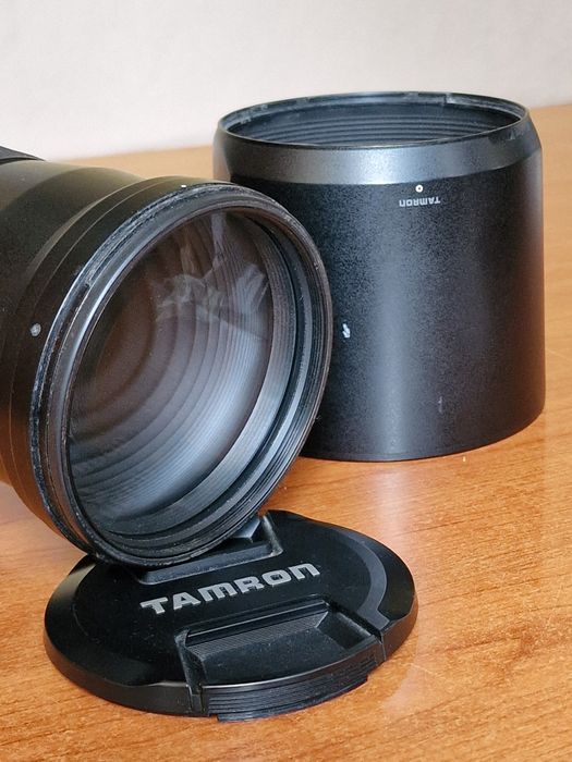 Teleobiectiv Tamron 150-600 mm montură Nikon F