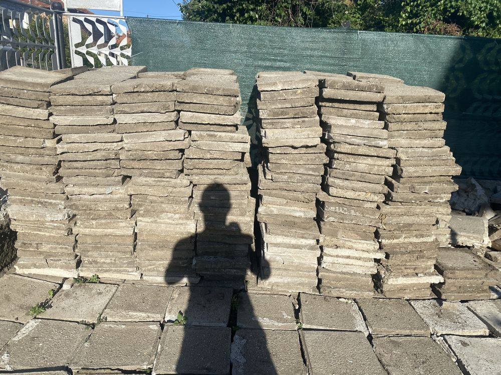 Плочки за двор перфектни 400-500 броя